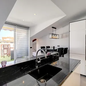 Apartamento Penthouse Deluxe, Carolina Park,, Marbella