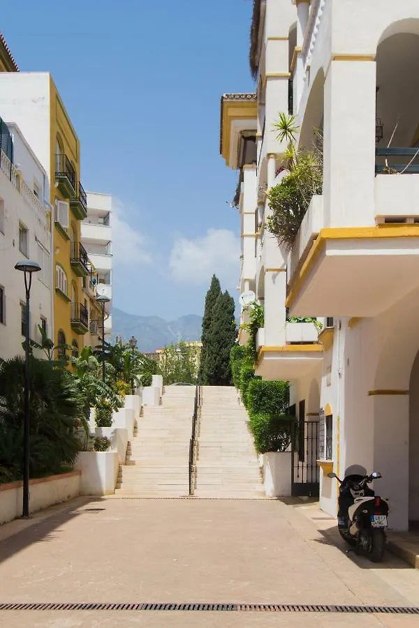 Apartamento Edificio Plaza Marbella
